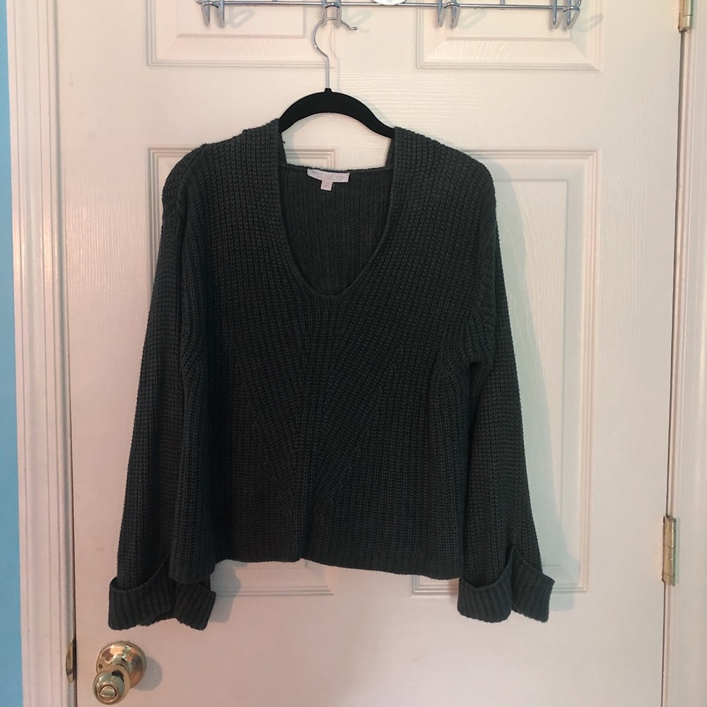 AE Cropped Sweater